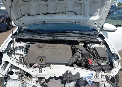 2018 Toyota Corolla Se z USA, uszkodzony, nr VIN 2T1BURHEXJC028767